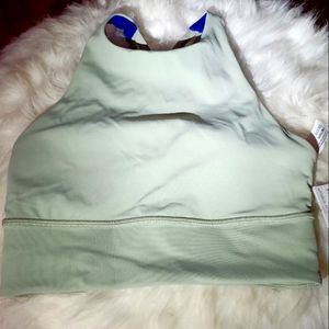 Lululemon high neck bra LL tough sz 4